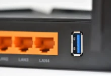 Descubra como a porta USB do roteador pode transformar sua rede doméstica em uma central multifuncional.